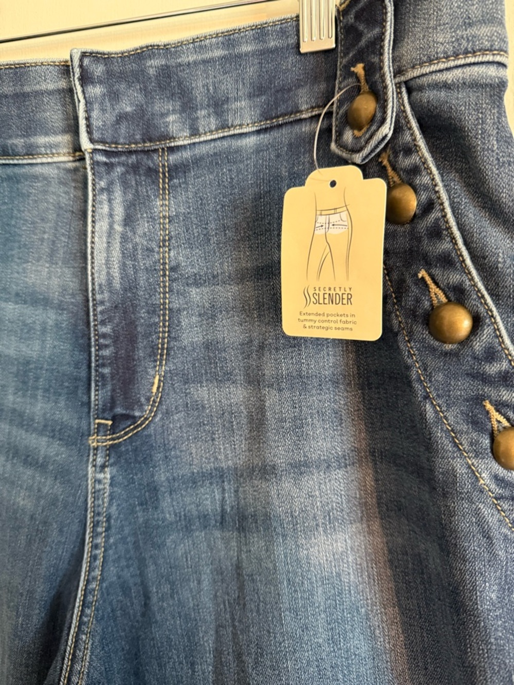 St. John's Bay High-Rise Wide-Leg Jeans NWT Size 14 Stretch Tummy Control Fabric - Picture 5 of 12